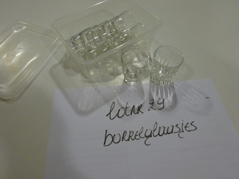 Glas 29