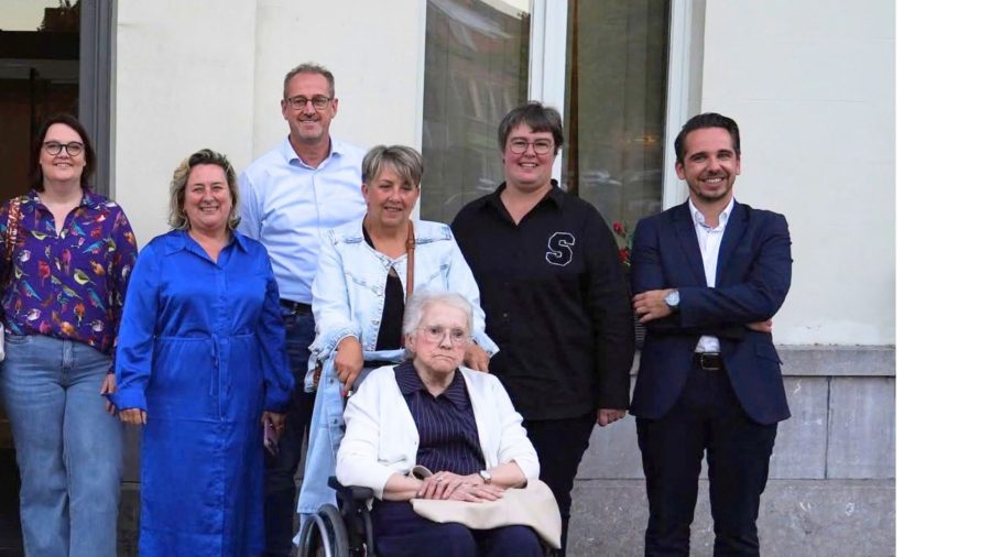 Dementievriendelijke Stad Aanpassing Vierkant (1)