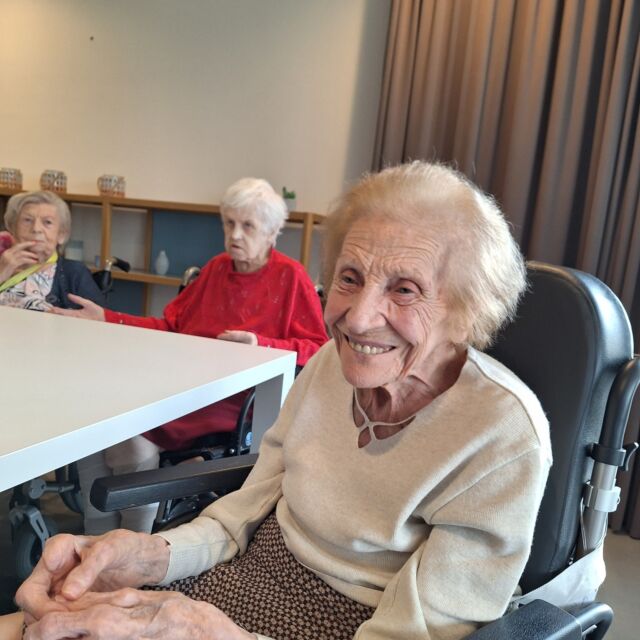 Eddy Mars zorgde voor heel wat ambiance!!  #wzbw #woonenzorgbedrijfwervik #wervik #geluwe #eddy #mars #woonzorgcentrum #wonen #zorg #care #senior #optreden #show #live #ambiance #feest