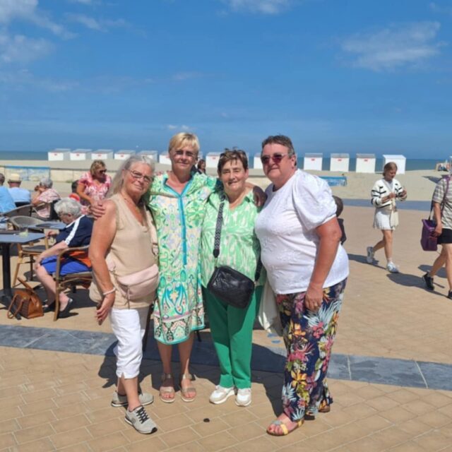 Een terugblik op de uitstap naar Nieuwpoort.
Veel zon, zee en lekker eten 🌞🌊🍹  #wzbw #woonenzorgbedrijfwervik #wervik #geluwe