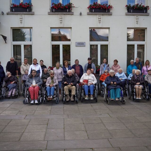 Nog twee weken kan je deelnemen aan onze Herinneringswandeling. Onze bewoners gaven alvast het goede voorbeeld.
Het deelnemersformulier is terug te vinden aan het onthaal.